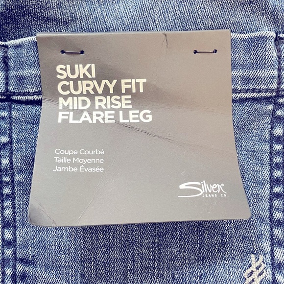 Silver Jeans Suki Curvy Fit Mid Rise Flare Leg Released Hem Blue Jean Sz 32W 31L - Picture 11 of 14